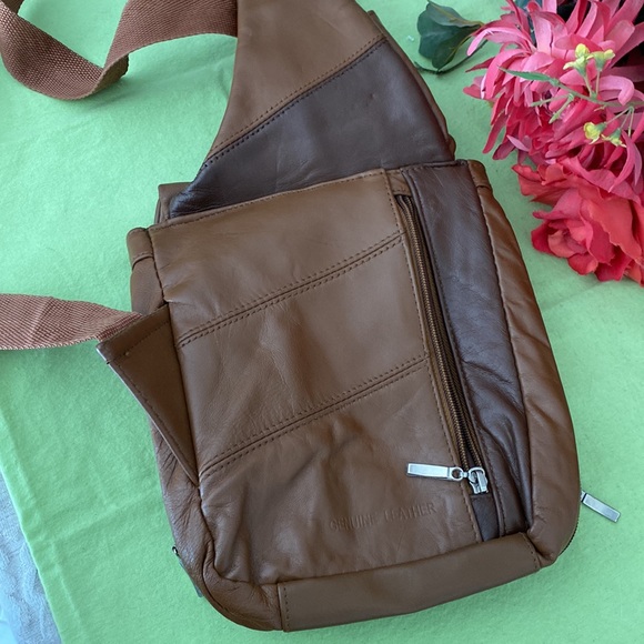 Men's Crossbody bag genuine leather. - Picture 8 of 16